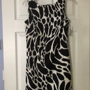 Women’s sleeveless dress